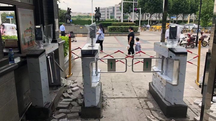 工業(yè)園區(qū)人臉識(shí)別